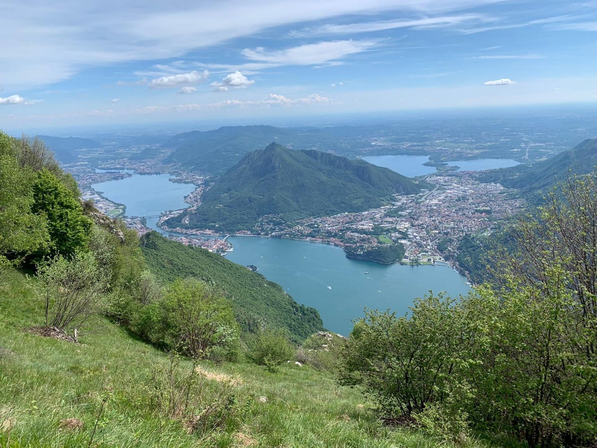 Iuli Lake Home Tra Lago E Montagna Olginate Exteriör bild